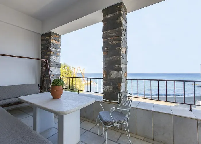 Feriehus Moutsouna Beach