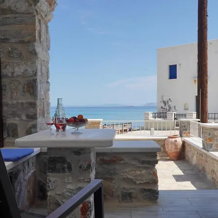 Holiday home Moutsouna Beach *