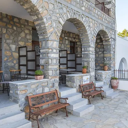 Feriehus Moutsouna Beach *