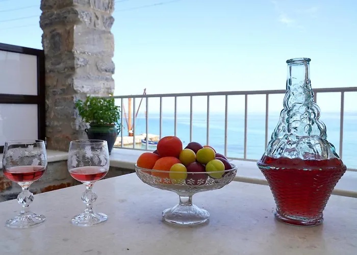 Moutsouna Beach * Mucúna