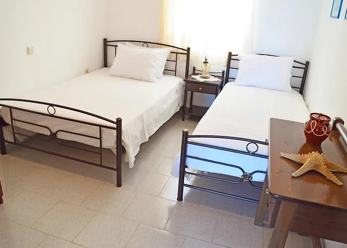 Nyaraló Moutsouna Beach *