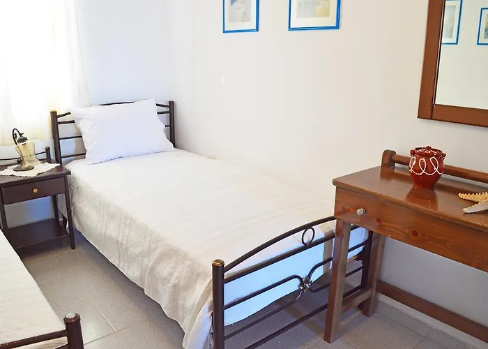 Nyaraló Moutsouna Beach Mucúna