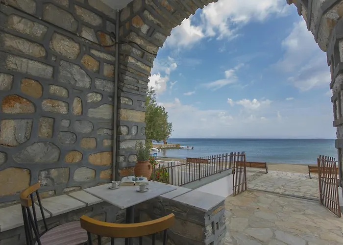 Nyaraló Moutsouna Beach Mucúna